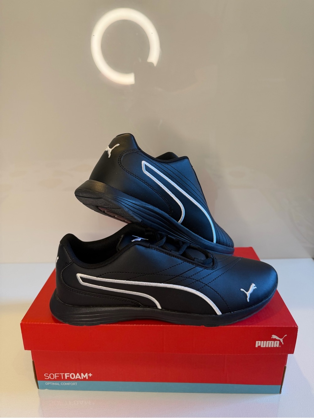Puma women’s Black Low-Top Athletic Shoes
